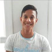 Profesor con Inglés y Curso en escuela oficial de idiomas. Soy una persona paciente y tranquila y me adapota al ritmo de cada quien